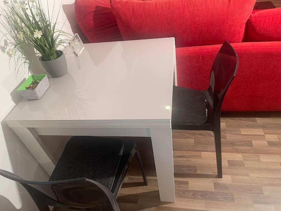 Gemuetliches Einliegerapartment, 50 Qm Trippstadt Bagian luar foto